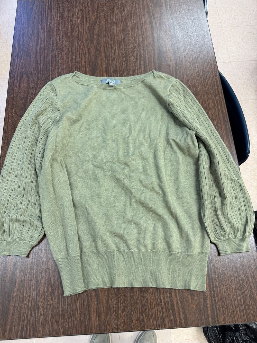 Light Olive Green Crewneck Sweater with Textured Balloon Sleeves